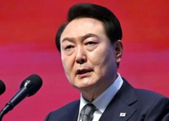 Güney Kore’de Yoon Suk Yeol’a Yönelik Soruşturma ve Sıkıyönetim İlanı