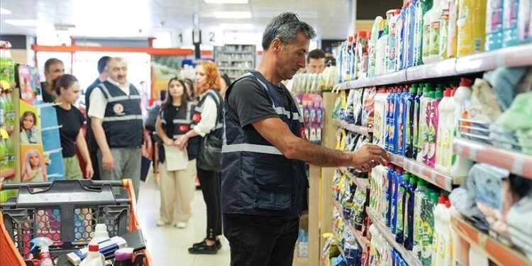 Ticaret Bakanlığı’ndan Fahiş Fiyat Denetimleri ve İhlal Raporu