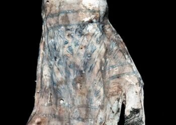 Peru’da 1.200 Yıllık Mumyalar ve Detaylı Dövmeleri