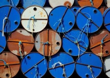 Petrol Fiyatlarında Düşüş: Kolombiya’ya Yaptırımların Etkisi