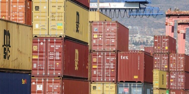 ABD’den Kanada ve Meksika’ya Ek Gümrük Vergisi Kararı