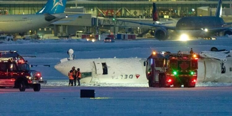 Toronto’da Delta Air Lines Uçağının Acil İnişi ve Kadın Pilot İddiaları