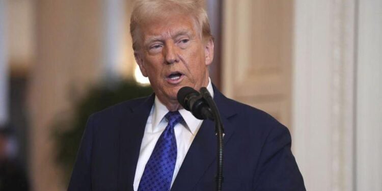Trump’tan Kanada ve Meksika’ya Yüzde 25 Tarife Açıklaması