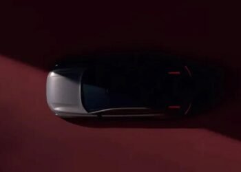 Volvo’nun Yeni Elektrikli Sedan Modeli ES90 Tanıtıldı