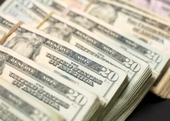 İstanbul’da Döviz Mevduatlarında Hızlı Artış