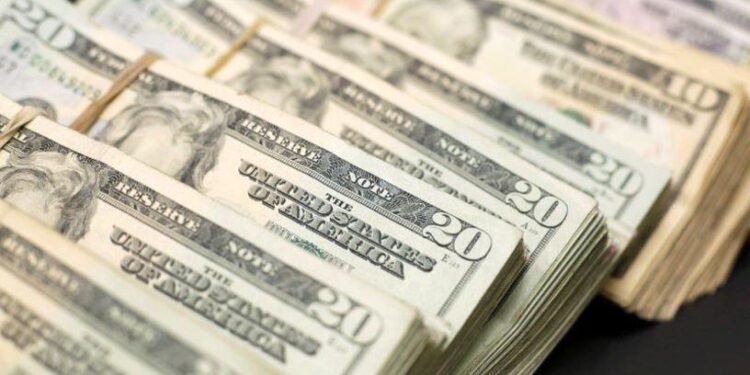 İstanbul’da Döviz Mevduatlarında Hızlı Artış