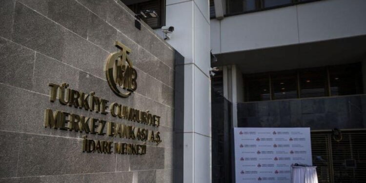 Küresel Piyasalarda Karışık Seyir: Trump’ın Politikaları ve Ekonomik Veriler