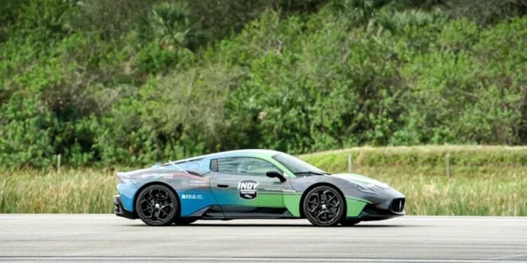 Maserati MC20 Coupe ile Otonom Araçlarda Yeni Hız Rekoru