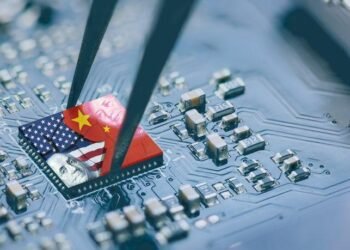 Trump’tan Çip Yasası’na Eleştiri