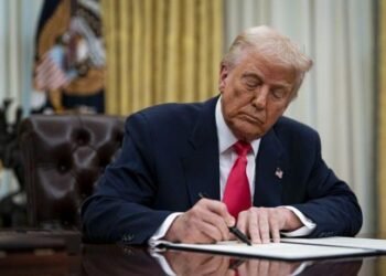 Trump’tan İthal Otomobillere Yüzde 25 Gümrük Tarife Kararı