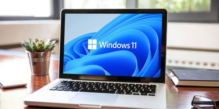 Windows 11 Not Defteri Uygulamasına Yapay Zeka Destekli Yeniden Yazma Özelliği Eklendi