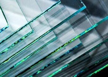 Yeni Cam Türü: Tuz ve Ses Dalgaları ile Üretilen İnovatif Malzeme