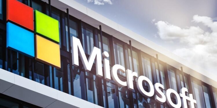 Microsoft’un 50. Yıl Dönümü Etkinliği Protesto ile Sarsıldı