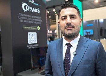 Roof Stacks ve Olpamis: Türk Mitolojisinden Esinlenen Yenilikçi Oyun Projesi