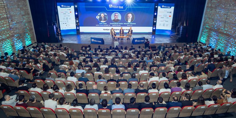 İstanbul Fintech Week’te Dijital Finansın Geleceği ve Ödüller Sahiplerini Buldu