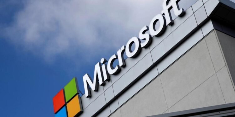 Microsoft ve LinkedIn’de Stratejik Yeniden Yapılanma ve Liderlik Değişiklikleri