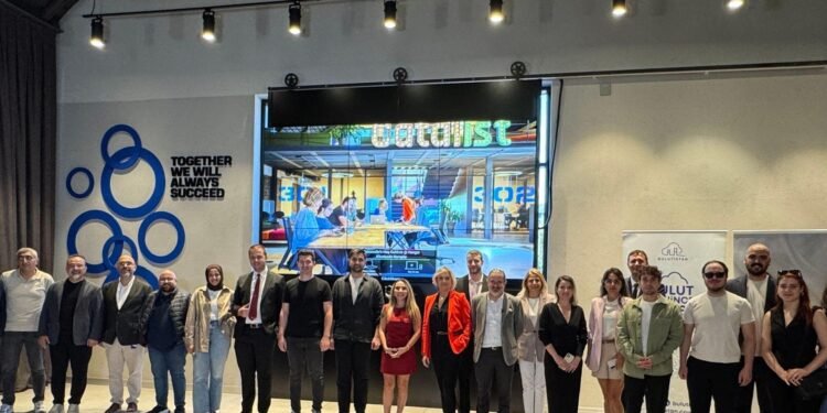 Bulutistan ve SabancıDx İşbirliğiyle Hangar Etkinliği: Yapay Zeka Destekli Çözümler ve Dijital Dönüşüm Önümüzdeki Dönemler