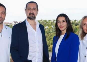 Experian ve Agra Fintech’in Türkiye’de Finansal Verileri Analiz Etmede Stratejik İş Birliği