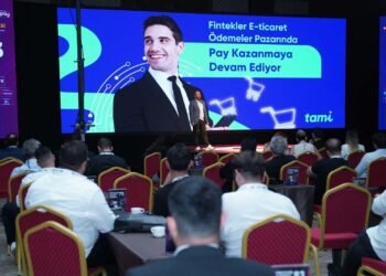 Gaziantep E-İhracat Zirvesi: GAİB ve oniki.net İş Birliğiyle Dijital Dönüşümün Öne Çıkan Anları