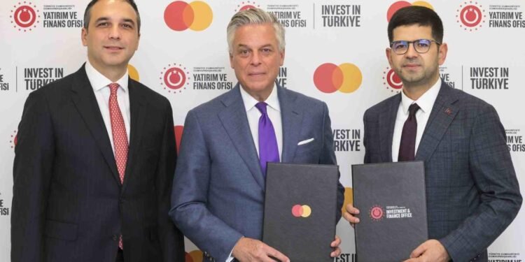 Türkiye ve Mastercard İş Birliğiyle Dijital Dönüşümde Yeni Ufuklar: Yatırım ve Finans Ofisiyle Stratejik Adımlar