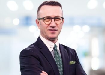 Vakıf Katılım, Best Business Awards’ta İki Kategoride Ödül Kazandı: İnsan Odaklı Performans ve İşyeri Olma Noktası