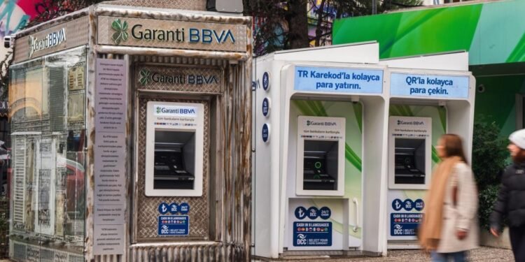 Yenilenebilir Enerjiyle İç içe Geçen Atıklardan Gelen Yenilik: Garanti BBVA’nın Sürdürülebilir ATM Projesi