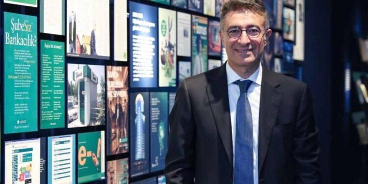 80 Yıllık Hafıza: Garanti BBVA’nın Salt Galata’da Dijital Hikaye Deneyimi