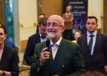BİGE Hackathonu: Finale Kalan 10 Takımın Başarı Hikayesi ve Ödül Anı