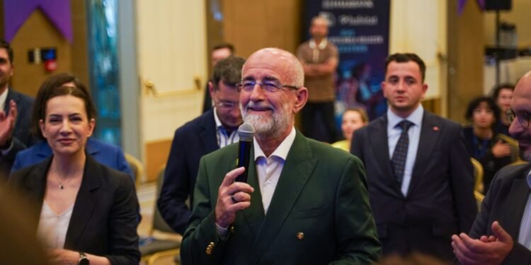 BİGE Hackathonu: Finale Kalan 10 Takımın Başarı Hikayesi ve Ödül Anı