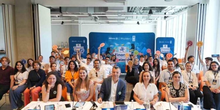 FinHack: Finansal Erişim Hackathonu ve Finansla Gelecek Projesinin Etkisi