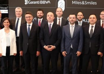 Miles&Smiles Garanti BBVA Diamond Limited Edition: Gökyüzünden Gelen Hatıra Kartı