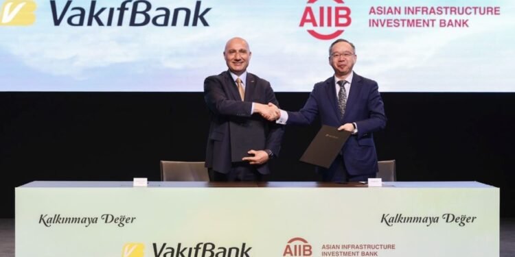 Enerji ve Dönüşüm Finansmanı Programı: VakıfBank–AIIB İş Birliğiyle Yeşil Dönüşüm ve Deprem Sonrası Yeniden İnşa